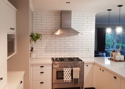 Kitchen splashback tiling