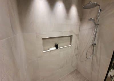Shower & soap box tiling